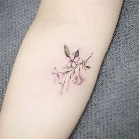 jazmin flor tatuaje|150 ideas de Tatuajes de jazmines 